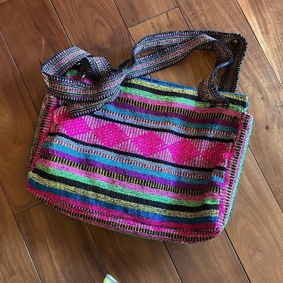 NWOT Multicolor Woven Zip Top Tote - Picture 2 of 7